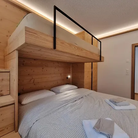 Riverside 1st Floor South Apartman Saas Fee