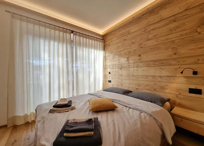 Riverside 1st Floor South Saas Fee